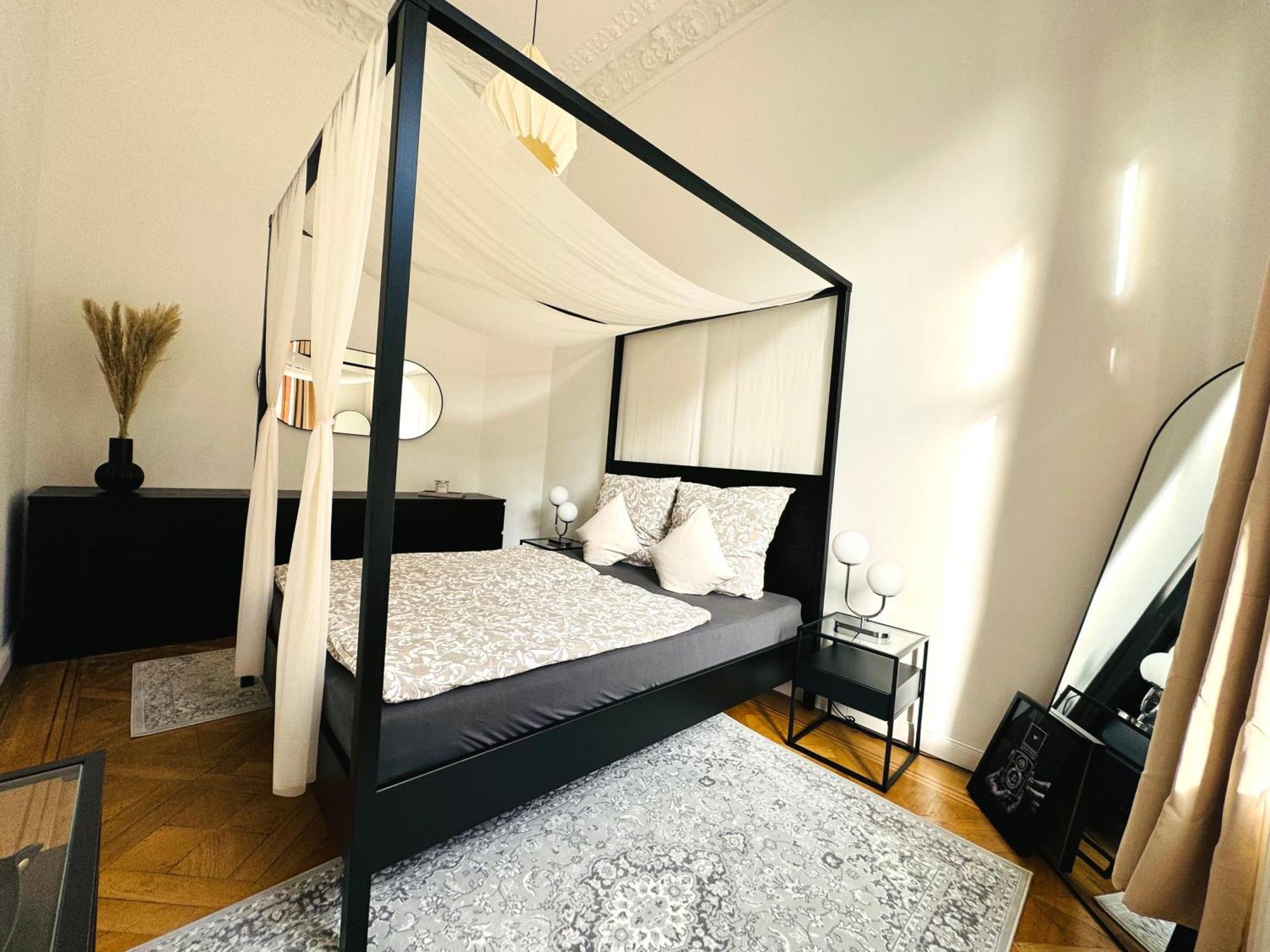 Superhosts Zentrum - Parkplatz - Badewanne - Netflix - Kaffee BRE Exterior foto